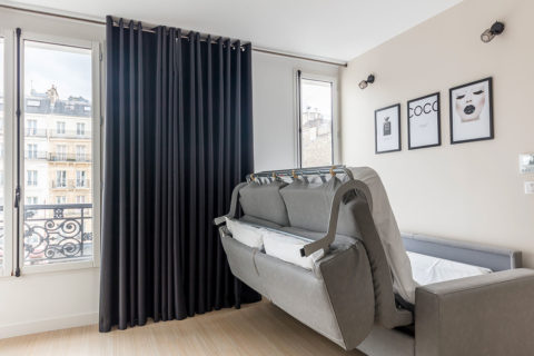 Il divano letto aperto